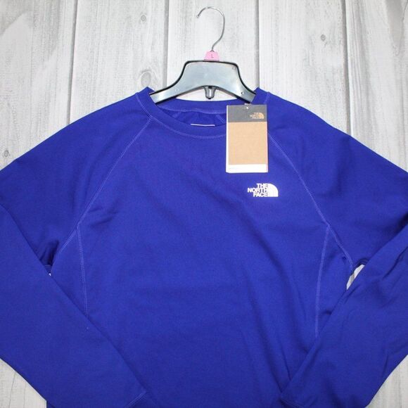 NEW The North Face Winter Warm Essential Crew Long-Sleeve Shirt - Men's - Picture 2 of 3